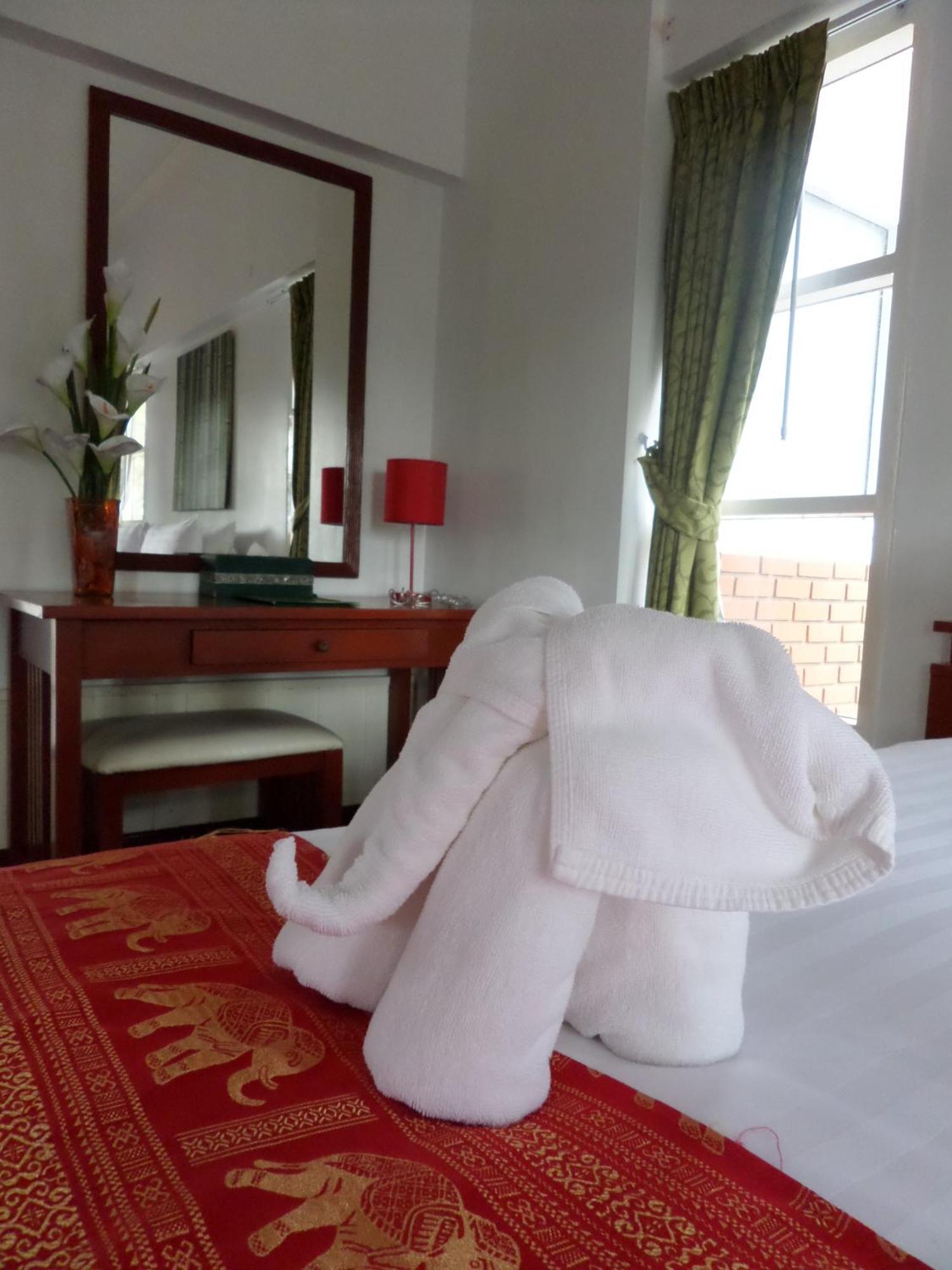 Sappraiwan Elephant Resort & Sanctuary Kaengsopha Værelse billede